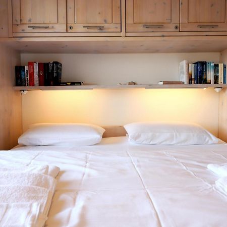 Schoenes Neues Hochwertig Renoviertes 2-Zimmer Appartement In Der 4. Etage. ヴェスターラント エクステリア 写真