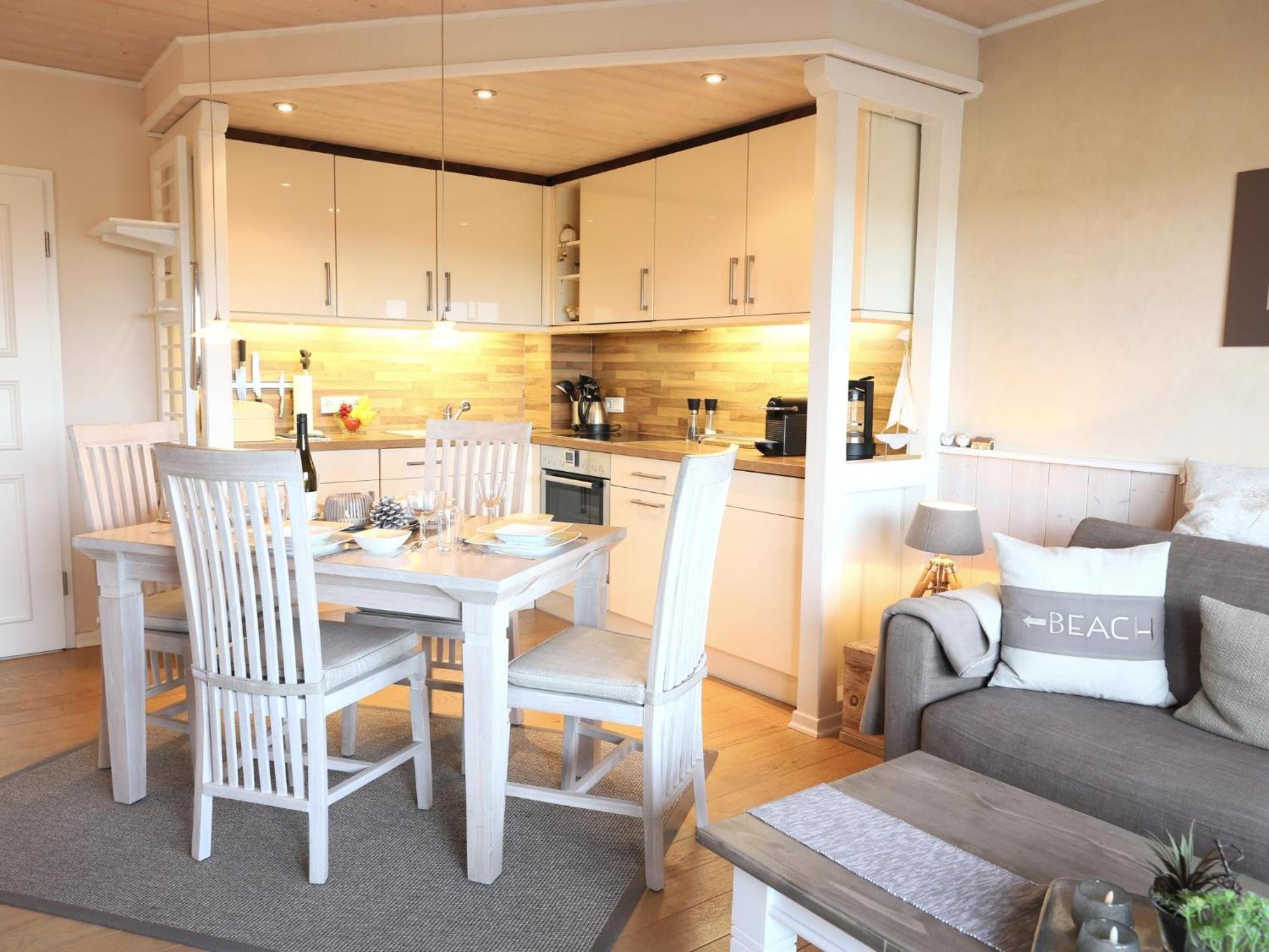 Schoenes Neues Hochwertig Renoviertes 2-Zimmer Appartement In Der 4. Etage. ヴェスターラント エクステリア 写真